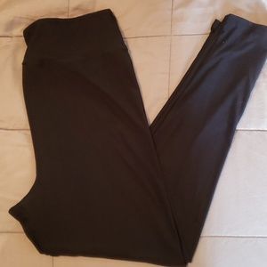LulaRoe TC2 black leggings